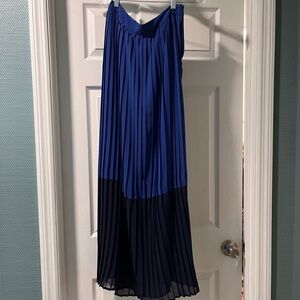 Blue Knife-Pleated Maxi Skirt Women size M/6